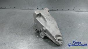 Gebruikte Motorrubber Mercedes E-Klasse Prijs € 50,00 Margeregeling aangeboden door Klein Gunnewiek Autodemontage & Motorentechniek