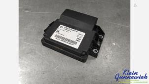 Gebruikte Handrem Module Volkswagen Passat Prijs € 75,00 Margeregeling aangeboden door Klein Gunnewiek Autodemontage & Motorentechniek