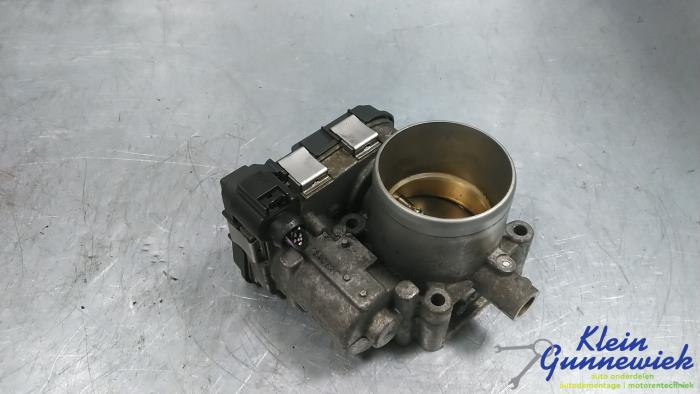 Gebruikte Gasklephuis Volkswagen Passat Prijs € 75,00 Margeregeling aangeboden door Klein Gunnewiek Autodemontage & Motorentechniek