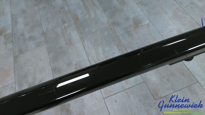 Dakrail links van een Cupra Formentor 2022