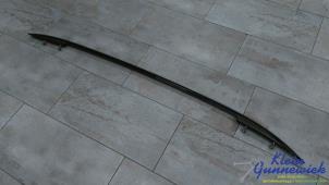 Gebruikte Roofrail rechts Cupra Formentor Prijs € 125,00 Margeregeling aangeboden door Klein Gunnewiek Autodemontage & Motorentechniek