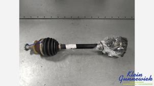 Gebruikte Homokineetas links-voor Volkswagen Polo Prijs € 32,00 Margeregeling aangeboden door Klein Gunnewiek Autodemontage & Motorentechniek