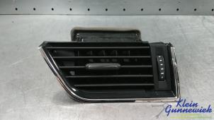 Gebruikte Luchtrooster Dashboard Skoda Octavia Prijs € 35,00 Margeregeling aangeboden door Klein Gunnewiek Autodemontage & Motorentechniek