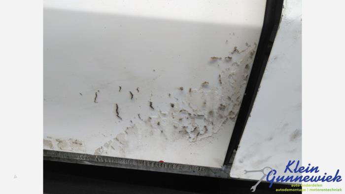 Portier 4Deurs rechts-achter van een Mercedes B-Klasse 2022