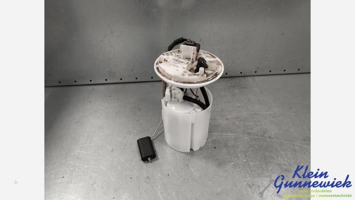 Gebruikte Tank element Pomp Opel Corsa Prijs € 40,00 Margeregeling aangeboden door Klein Gunnewiek Autodemontage & Motorentechniek