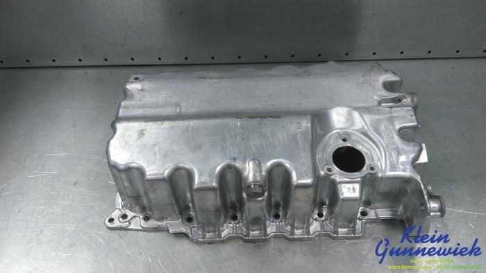 Gebruikte Carterpan Volkswagen Golf Sportsvan Prijs € 60,00 Margeregeling aangeboden door Klein Gunnewiek Autodemontage & Motorentechniek