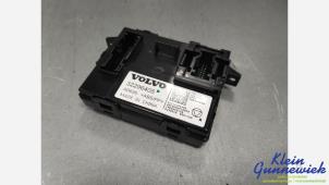 Gebruikte Computer Diversen Volvo XC40 Prijs € 75,00 Margeregeling aangeboden door Klein Gunnewiek Autodemontage & Motorentechniek