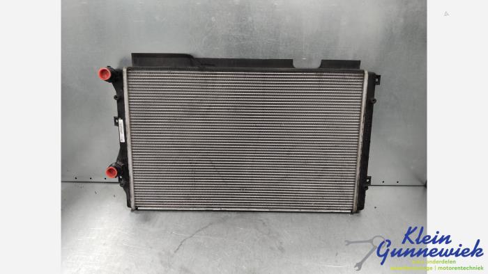 Gebruikte Radiateur Volkswagen Golf Prijs € 40,00 Margeregeling aangeboden door Klein Gunnewiek Autodemontage & Motorentechniek