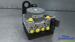 Gebruikte ABS Pomp Volkswagen E-Golf Prijs € 64,00 Margeregeling aangeboden door Klein Gunnewiek Autodemontage & Motorentechniek