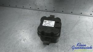 Gebruikte Claxon Opel Vivaro Prijs € 45,00 Margeregeling aangeboden door Klein Gunnewiek Autodemontage & Motorentechniek