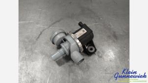 Gebruikte Tank element Pomp Mercedes CLA Prijs € 115,00 Margeregeling aangeboden door Klein Gunnewiek Autodemontage & Motorentechniek