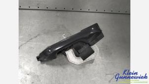 Gebruikte Deurgreep 4Deurs rechts-achter Kia Ceed Sportswagon Prijs € 30,00 Margeregeling aangeboden door Klein Gunnewiek Autodemontage & Motorentechniek