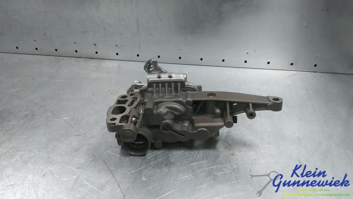 Oliepomp van een Mercedes E-Klasse 2016