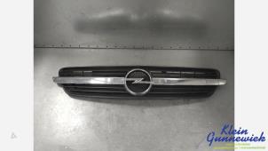 Gebruikte Grille Opel Meriva Prijs € 25,00 Margeregeling aangeboden door Klein Gunnewiek Autodemontage & Motorentechniek