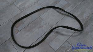 Gebruikte Deurrubber 4Deurs links-achter Kia Ceed Sportswagon Prijs € 30,00 Margeregeling aangeboden door Klein Gunnewiek Autodemontage & Motorentechniek