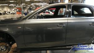 Gebruikte Deur 4Deurs links-voor Audi A4 Prijs € 250,00 Margeregeling aangeboden door Klein Gunnewiek Autodemontage & Motorentechniek
