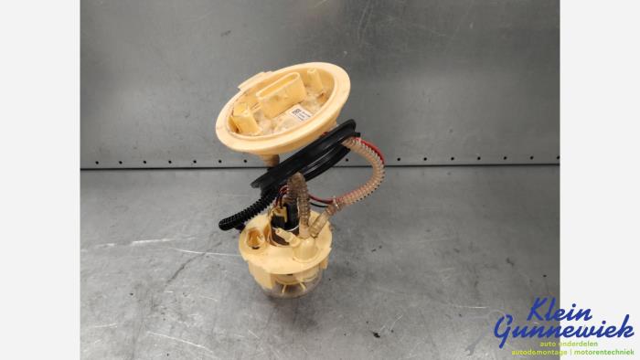 Gebruikte Tank element Pomp Audi Q7 Prijs € 95,00 Margeregeling aangeboden door Klein Gunnewiek Autodemontage & Motorentechniek