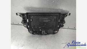 Gebruikte Radiobedienings paneel Opel Corsa Prijs € 65,00 Margeregeling aangeboden door Klein Gunnewiek Autodemontage & Motorentechniek