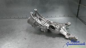 Gebruikte Oliefilterhuis Volkswagen Tiguan Prijs € 50,00 Margeregeling aangeboden door Klein Gunnewiek Autodemontage & Motorentechniek