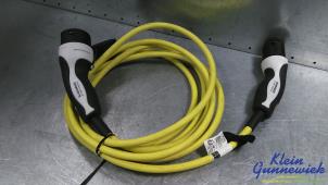 Gebruikte Oplaadkabel elektrische auto Volkswagen ID.3 Prijs € 150,00 Margeregeling aangeboden door Klein Gunnewiek Autodemontage & Motorentechniek