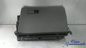 Gebruikte Dashboardkastje Kia Ceed Sportswagon Prijs € 45,00 Margeregeling aangeboden door Klein Gunnewiek Autodemontage & Motorentechniek