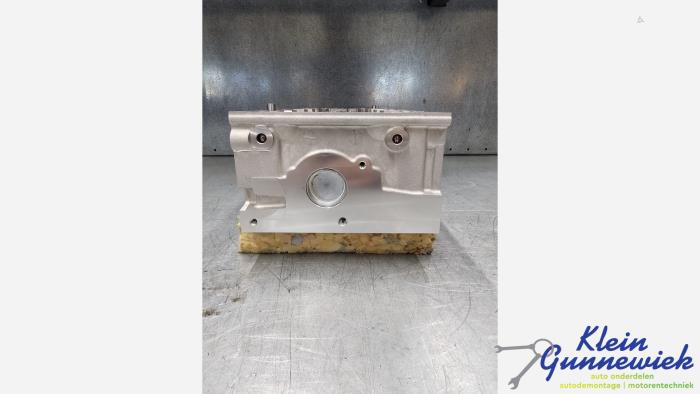 Cilinderkop van een Volkswagen Transporter 2015