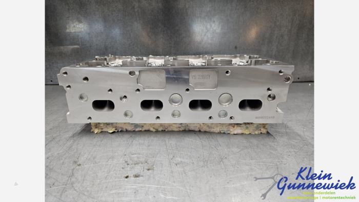 Cilinderkop van een Volkswagen Transporter 2015
