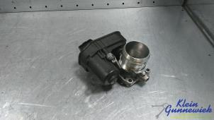 Gebruikte Gasklephuis Opel Corsa Prijs € 40,00 Margeregeling aangeboden door Klein Gunnewiek Autodemontage & Motorentechniek