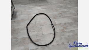 Gebruikte Deurrubber 4Deurs links-achter Kia Ceed Sportswagon Prijs € 30,00 Margeregeling aangeboden door Klein Gunnewiek Autodemontage & Motorentechniek