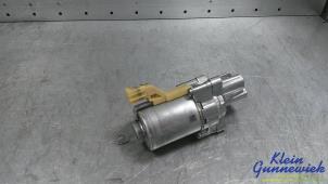 Gebruikte Oliepomp Mercedes CLA Prijs € 95,00 Margeregeling aangeboden door Klein Gunnewiek Autodemontage & Motorentechniek