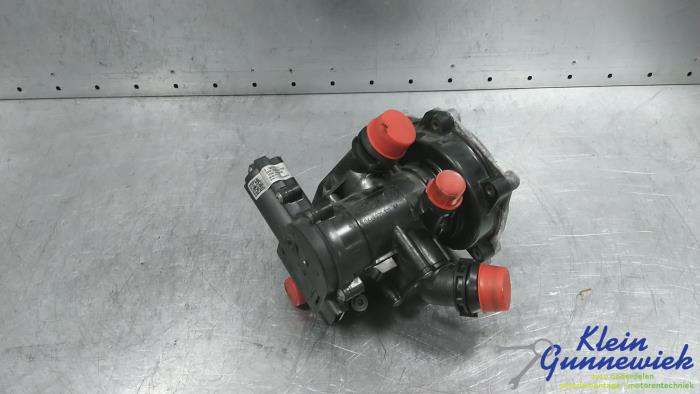 Gebruikte Waterpomp Audi Q5 Prijs € 229,00 Margeregeling aangeboden door Klein Gunnewiek Autodemontage & Motorentechniek