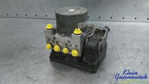 Gebruikte ABS Pomp Renault Trafic Prijs € 73,00 Margeregeling aangeboden door Klein Gunnewiek Autodemontage & Motorentechniek