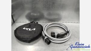 Gebruikte Oplaadkabel elektrische auto Kia EV6 Prijs € 195,00 Margeregeling aangeboden door Klein Gunnewiek Autodemontage & Motorentechniek