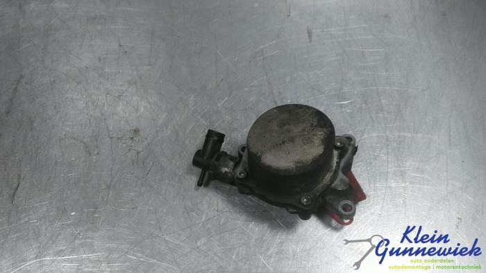 Gebruikte Vacuumpomp (Diesel) Renault Trafic Prijs € 25,00 Margeregeling aangeboden door Klein Gunnewiek Autodemontage & Motorentechniek