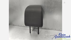 Gebruikte Hoofdsteun Opel Vivaro Prijs € 75,00 Margeregeling aangeboden door Klein Gunnewiek Autodemontage & Motorentechniek