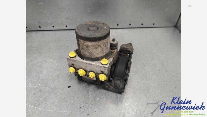 Gebruikte ABS Pomp Opel Movano Prijs € 29,00 Margeregeling aangeboden door Klein Gunnewiek Autodemontage & Motorentechniek