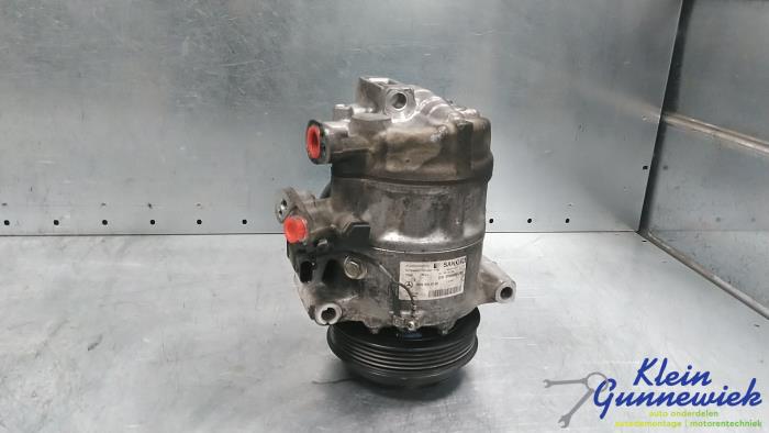 Gebruikte Aircopomp Mercedes Vito Prijs € 78,00 Margeregeling aangeboden door Klein Gunnewiek Autodemontage & Motorentechniek