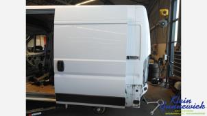 Gebruikte Schuifdeur links Opel Movano Prijs € 495,00 Margeregeling aangeboden door Klein Gunnewiek Autodemontage & Motorentechniek