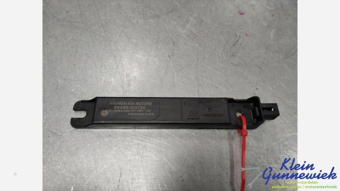 Gebruikte Antenne Kia EV6 Prijs € 25,00 Margeregeling aangeboden door Klein Gunnewiek Autodemontage & Motorentechniek