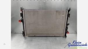Gebruikte Radiateur Opel Vivaro Prijs € 95,00 Margeregeling aangeboden door Klein Gunnewiek Autodemontage & Motorentechniek