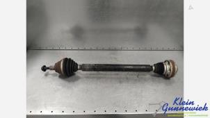 Gebruikte Homokineetas rechts-voor Volkswagen Touran Prijs € 30,00 Margeregeling aangeboden door Klein Gunnewiek Autodemontage & Motorentechniek