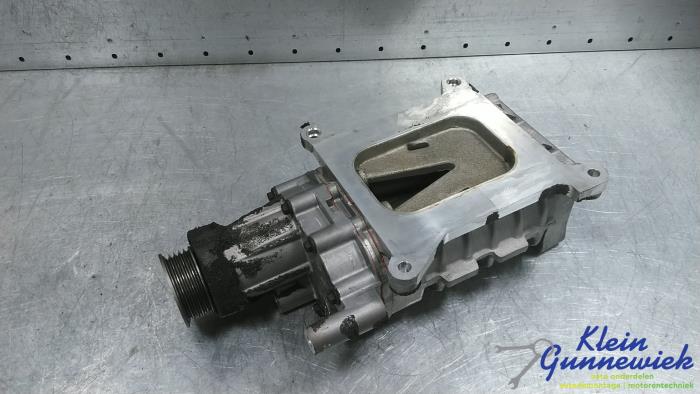 Gebruikte Compressor Volkswagen Touran Prijs € 168,00 Margeregeling aangeboden door Klein Gunnewiek Autodemontage & Motorentechniek