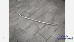 Gebruikte Roofrail rechts Volkswagen T-Roc Prijs € 125,00 Margeregeling aangeboden door Klein Gunnewiek Autodemontage & Motorentechniek