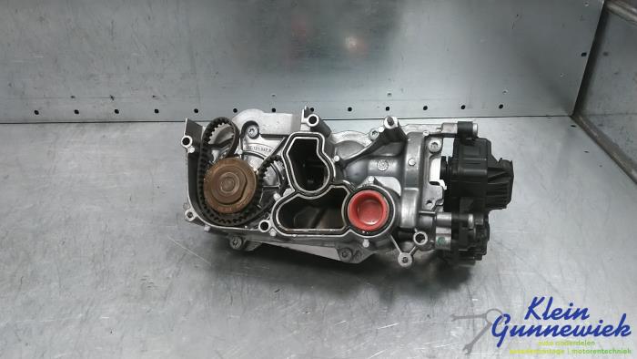 Gebruikte Waterpomp Volkswagen T-Roc Prijs € 90,00 Margeregeling aangeboden door Klein Gunnewiek Autodemontage & Motorentechniek