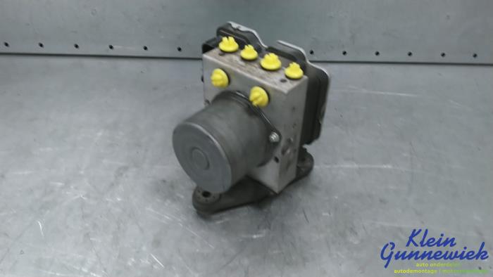 Gebruikte ABS Pomp Audi A4 Prijs € 375,00 Margeregeling aangeboden door Klein Gunnewiek Autodemontage & Motorentechniek