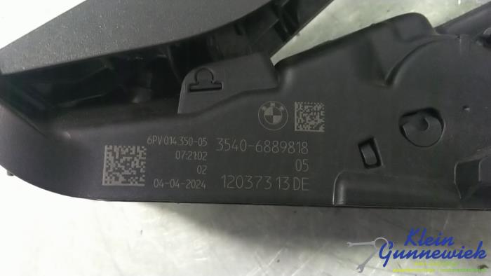 Gaspedaalpositie Sensor van een BMW 3-Serie 2024