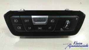 Gebruikte Licht Schakelaar BMW 3-Serie Prijs € 85,00 Margeregeling aangeboden door Klein Gunnewiek Autodemontage & Motorentechniek