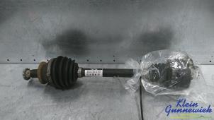 Gebruikte Aandrijfas links-voor Skoda Fabia Prijs € 47,00 Margeregeling aangeboden door Klein Gunnewiek Autodemontage & Motorentechniek