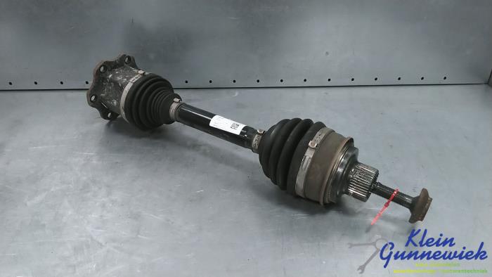 Gebruikte Steekas rechts-voor Audi A5 Prijs € 171,00 Margeregeling aangeboden door Klein Gunnewiek Autodemontage & Motorentechniek