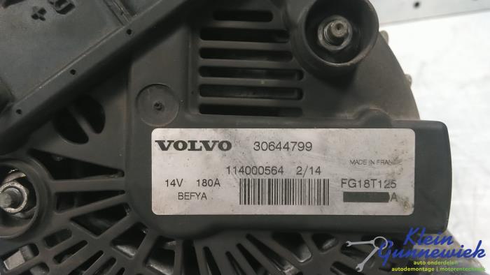Dynamo van een Volvo V60 2014
